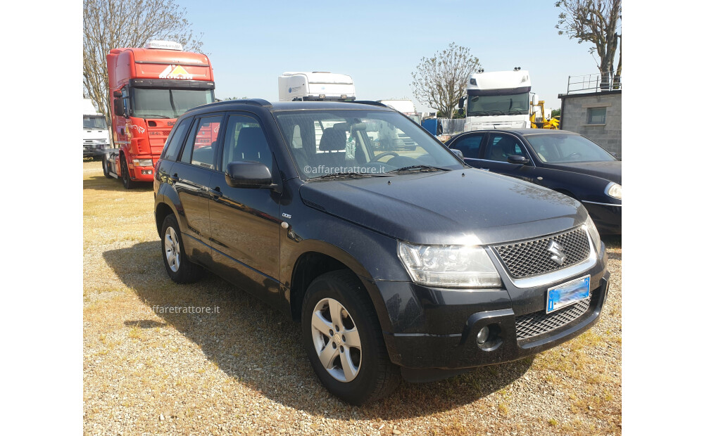 SUZUKI  GRAND VITARA 4X4 Usato - 2