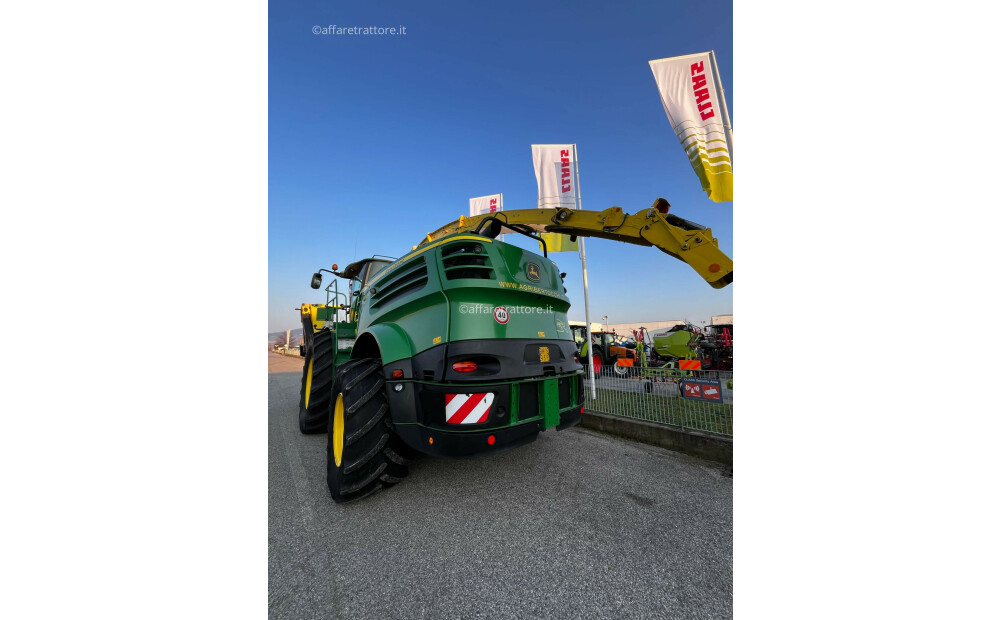 John Deere 8800 Używany - 4