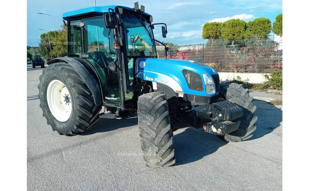 New Holland T4040 DELUXE Używany - 1