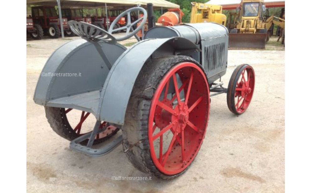 International Harvester IH Używany - 9