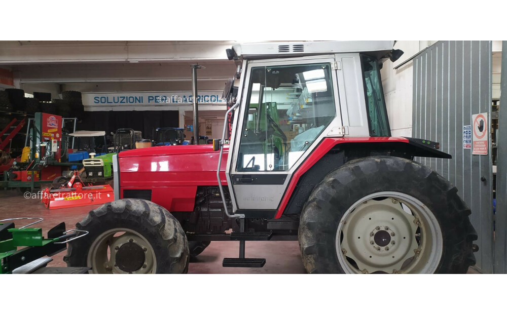 Ciągnik kabinowy Massey Ferguson B 70 3060 Używany - 10