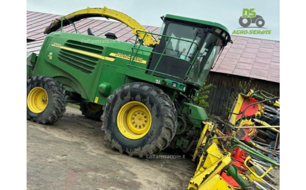 John Deere 7300 Usato - 1