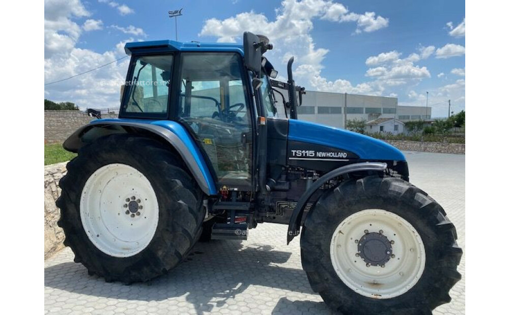 New Holland TS115 Używany - 1