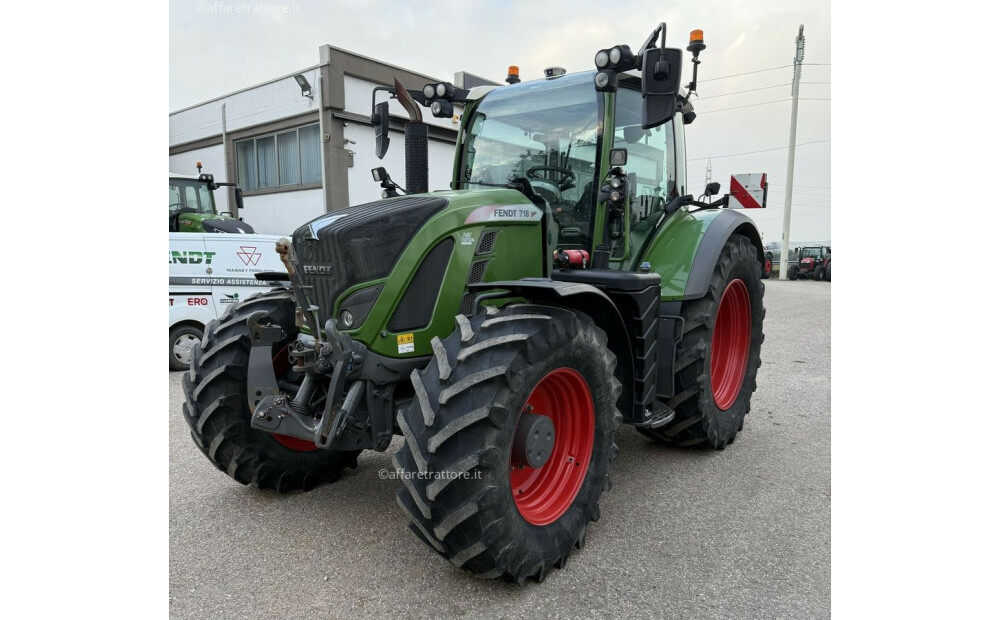 Używany Fendt 718 vario S4 - 2