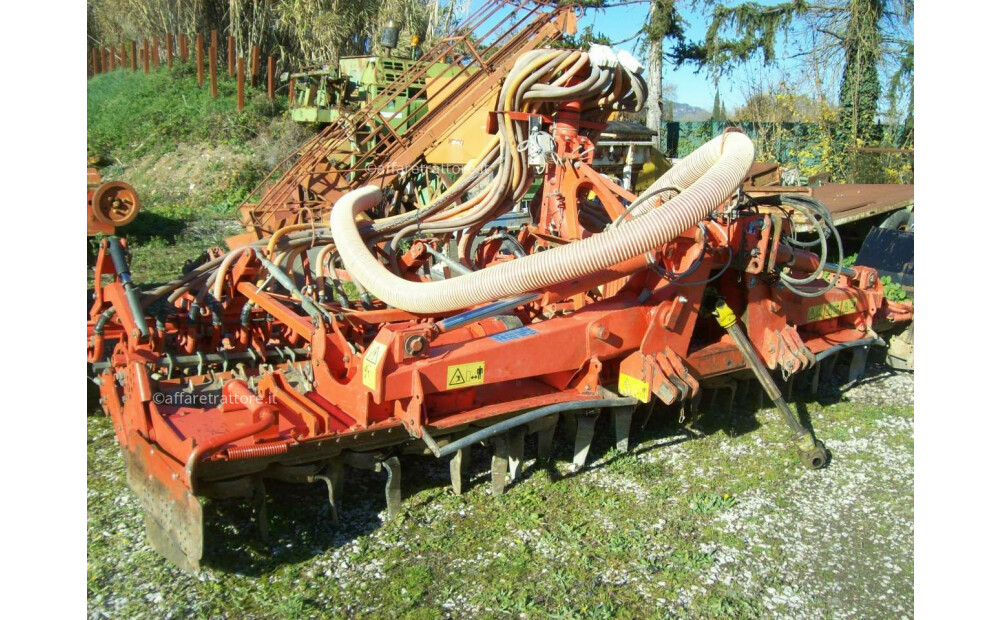 Kuhn VENTA TF 702 + Kuhn HR 5003 DR Używane - 3