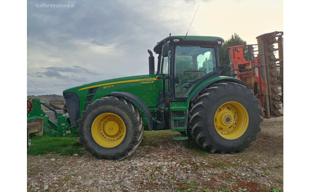 John Deere 8270R Używany - 3