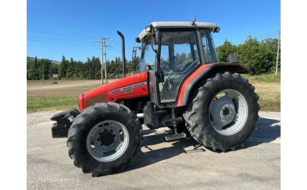 Massey Ferguson 4255 Używany - 1