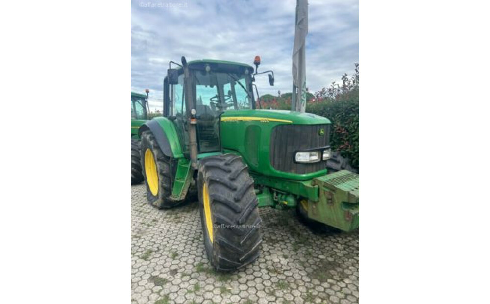 John Deere 6820 Używany - 1