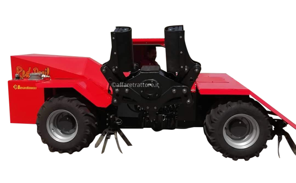 Berardinucci PER LA RACCOLTA DELLE NOCI RED DEVIL 4X4N Nuovo - 1