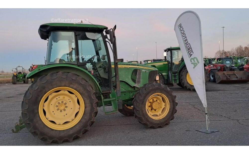 John Deere 5820 Usato - 3