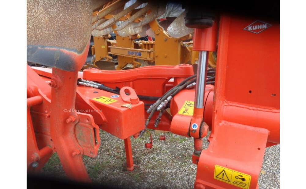 Kuhn VARIMASTER 153 Nowość - 5