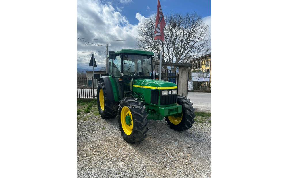 John Deere 5500 Usato - 1