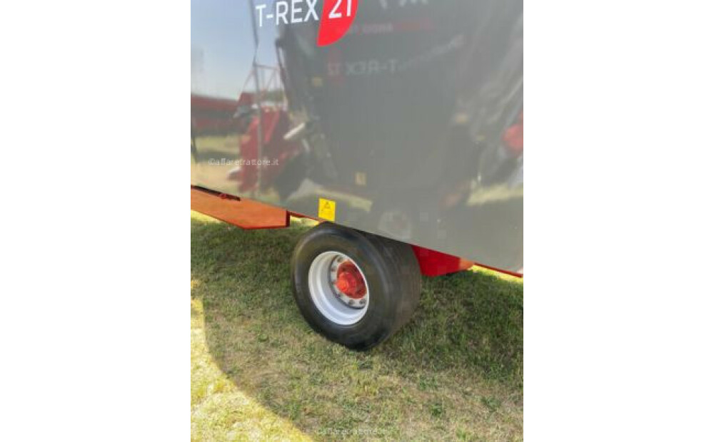 95937 Futtermischwagen / Feed mixer / Melangeuse / Wóz paszowy T-REX 24 Nowy - 8