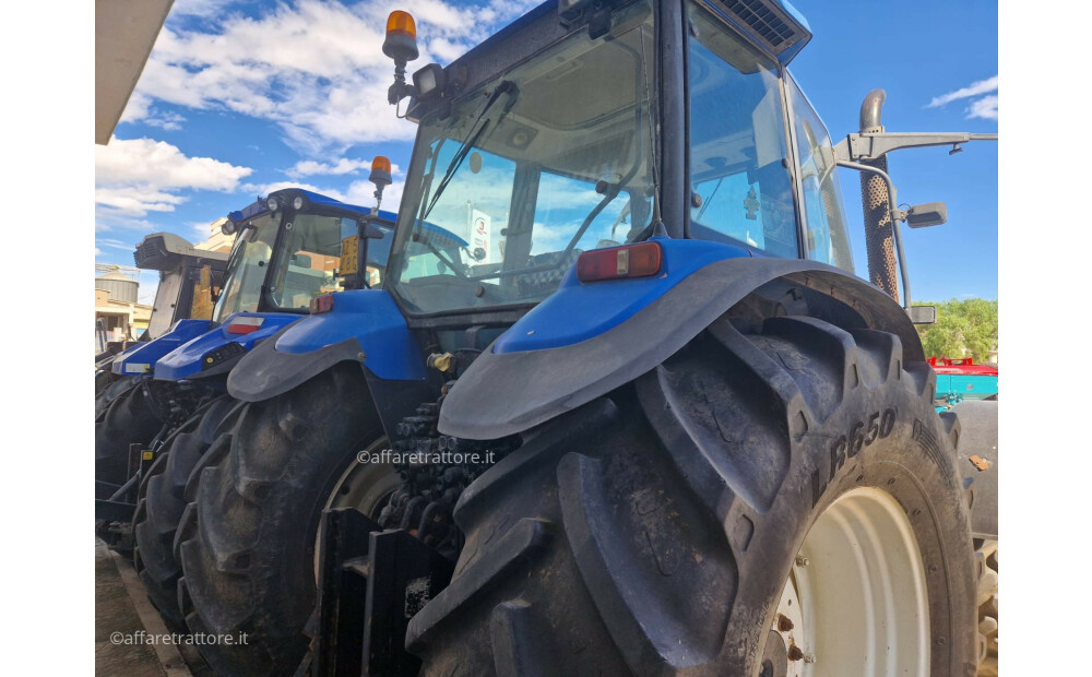 New Holland TM 135 Używane - 3