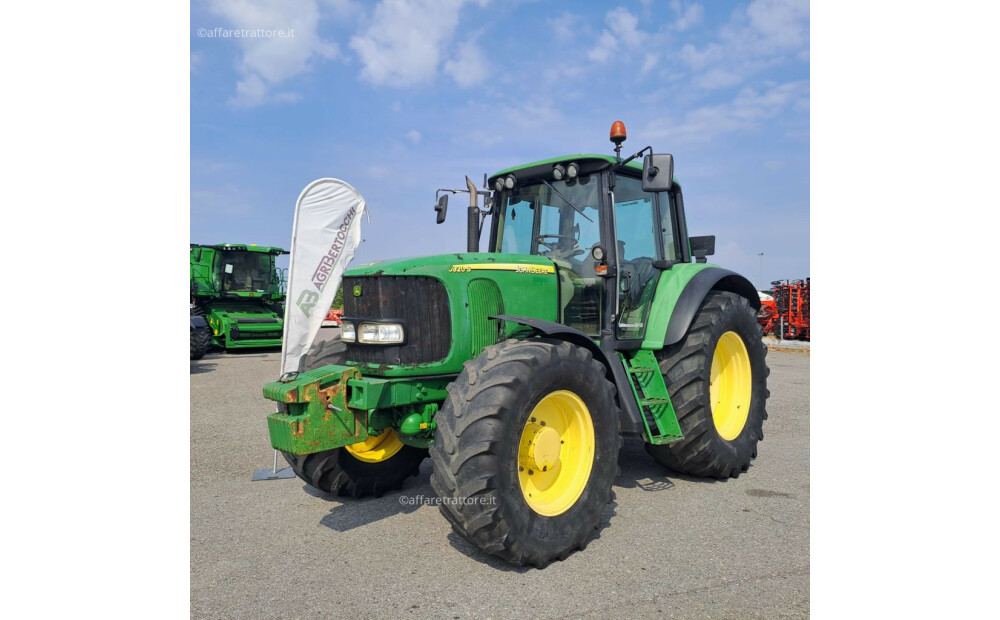 Używany John Deere 6920S - 1