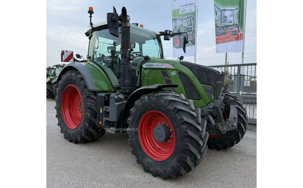 Używany Fendt 718 vario S4 - 3