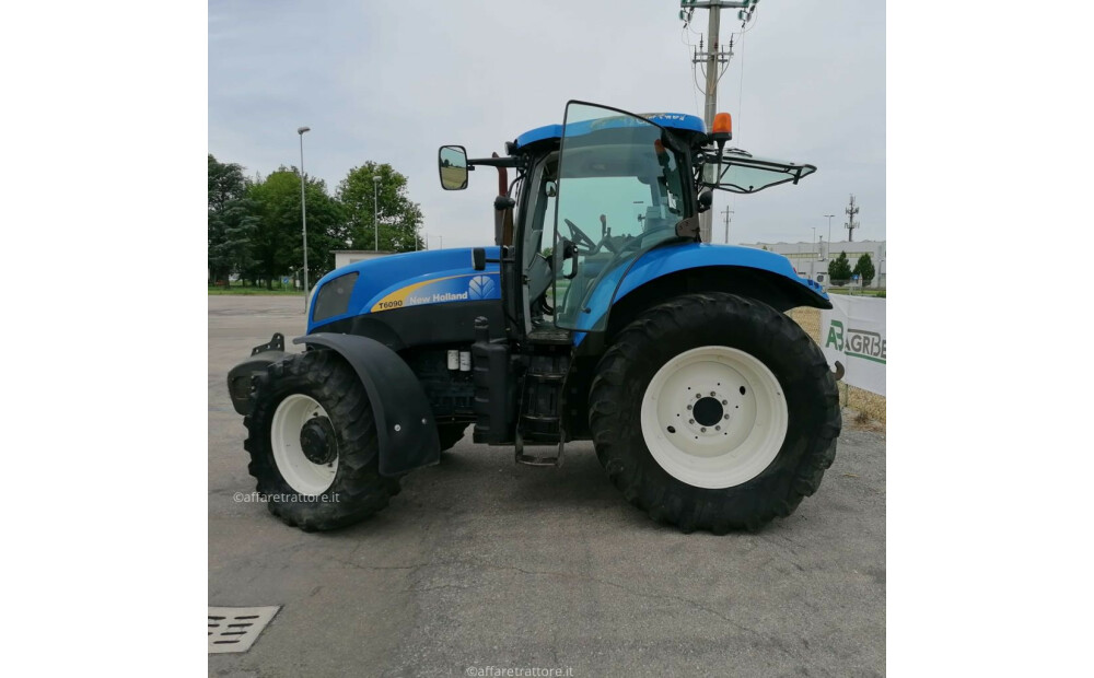 New Holland T6090 Używany - 4