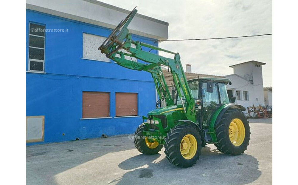 John Deere 5820 Używany - 2