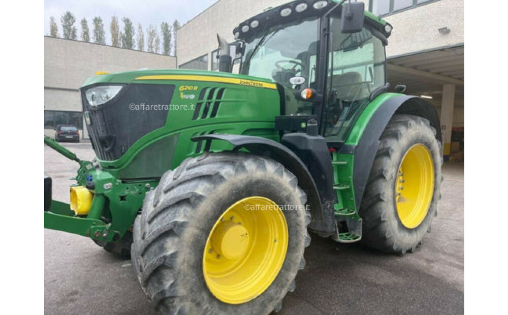 Używany John Deere 6210 R AutoPower - 1