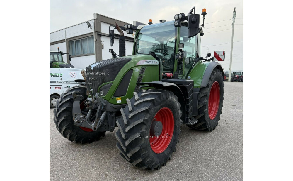 Używany Fendt 718 vario S4 - 1