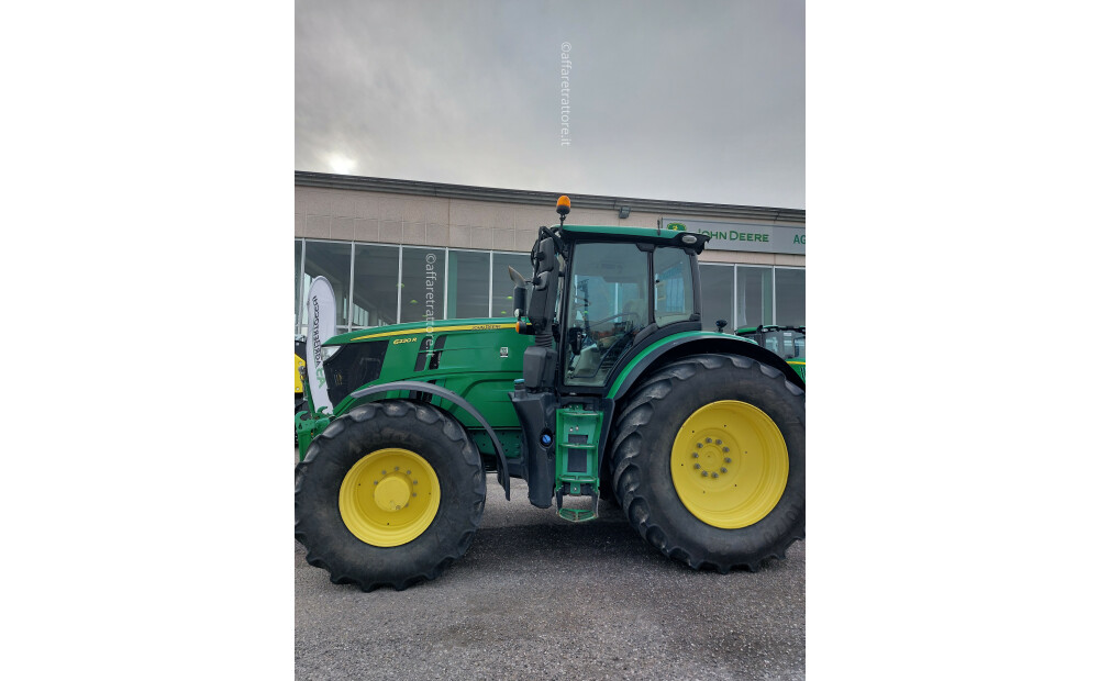 John Deere 6230R Używany - 2