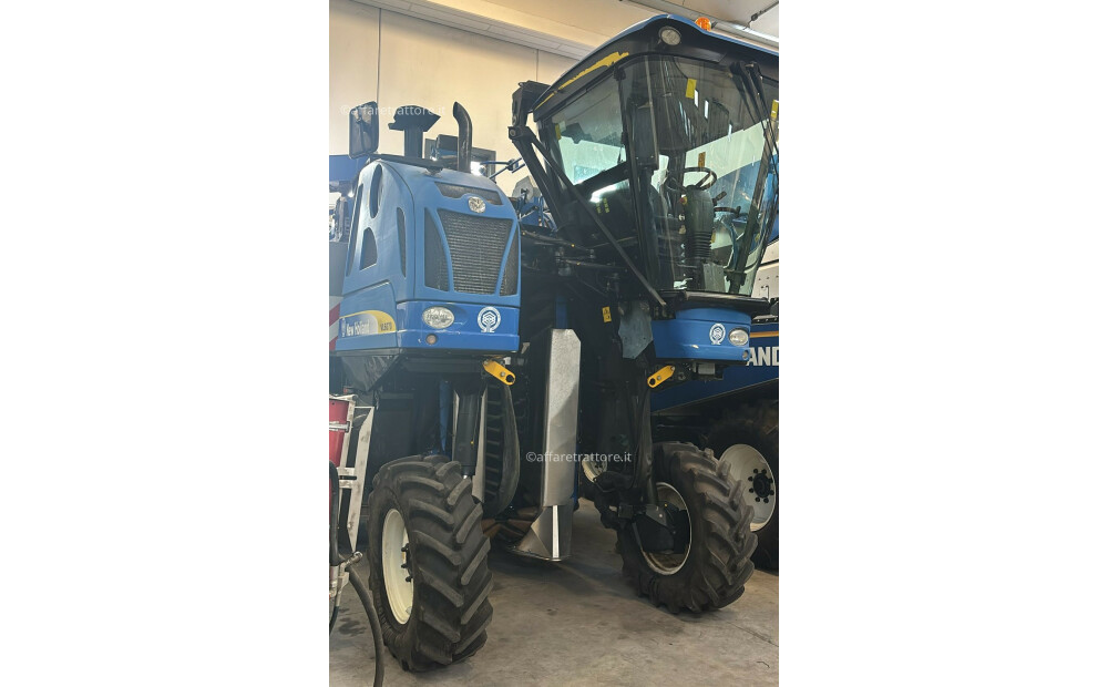 Kombajn do zbioru winogron New Holland Braud 6070VL - 1