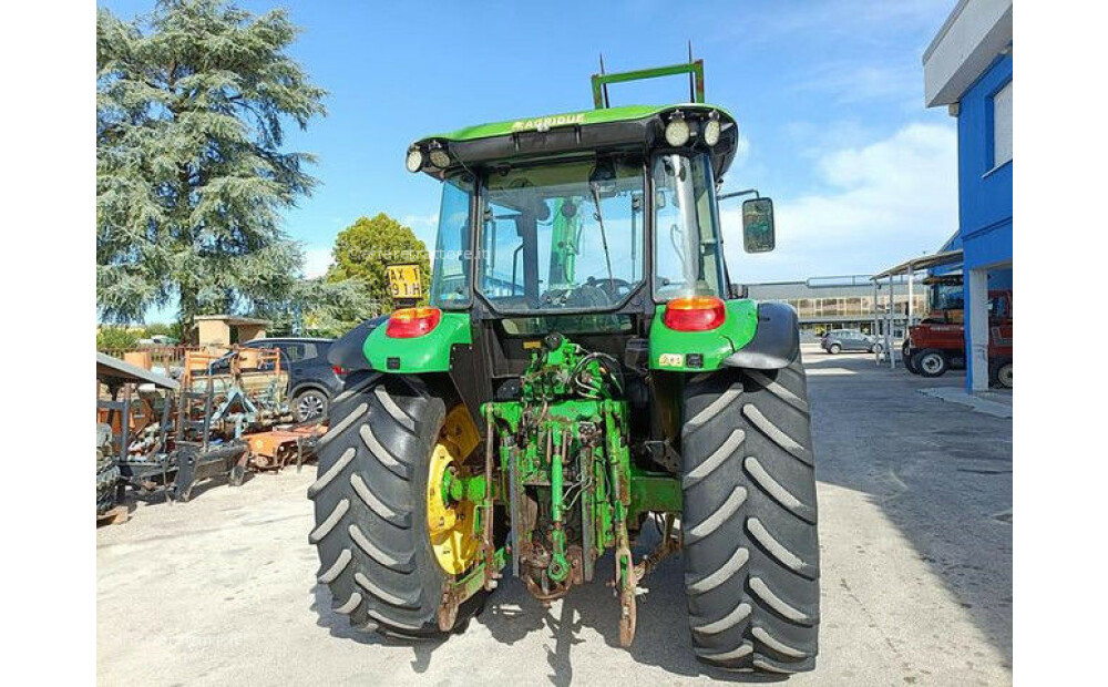 John Deere 5820 Używany - 5