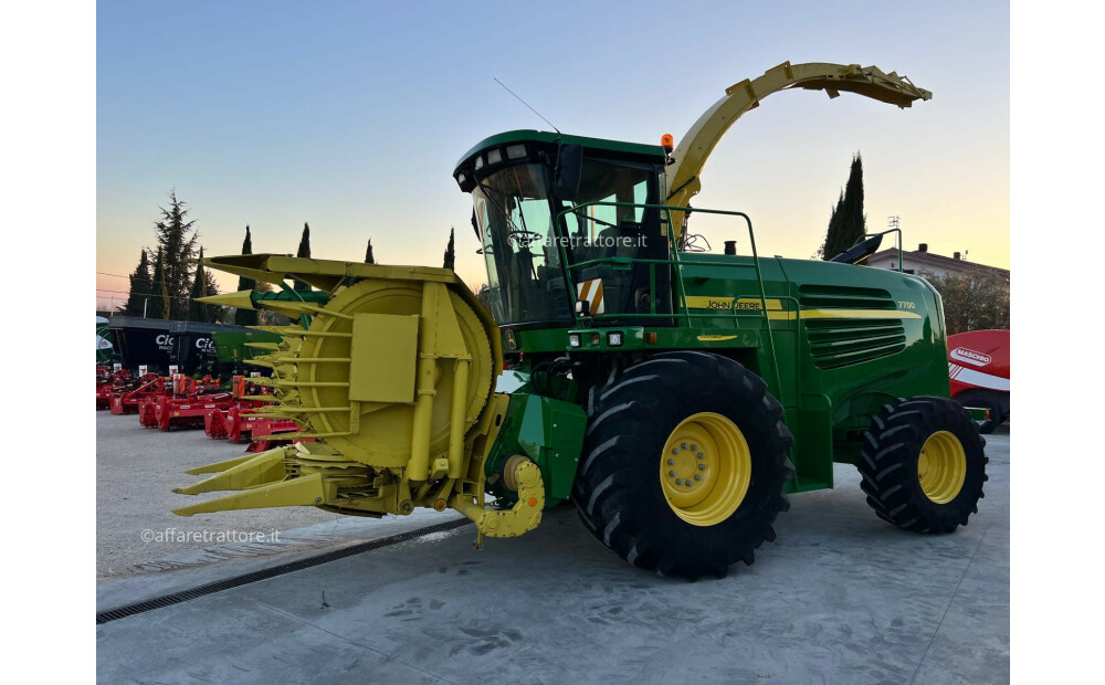 John Deere 7700 Używane - 4