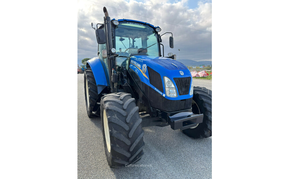 Używany ciągnik New Holland T5 105 - 4