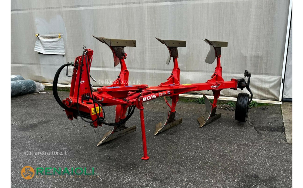 Kuhn PŁUG ODWRACALNY TRÓJBRZEGOWY MULTIMASTER 112 KUHN (TR11068) Używany - 3