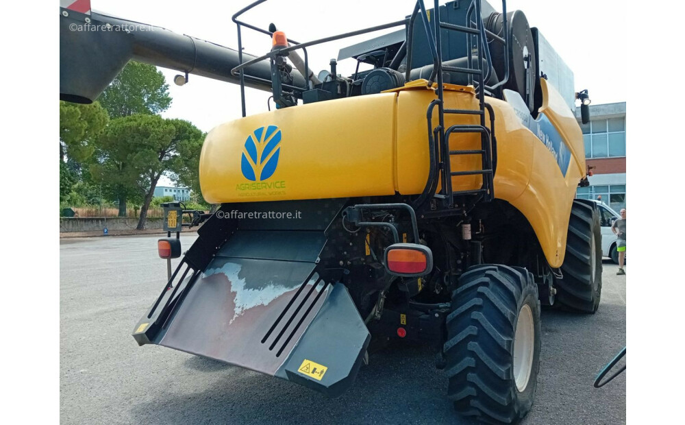 New Holland CR 9060 ELEVATION Używany - 5