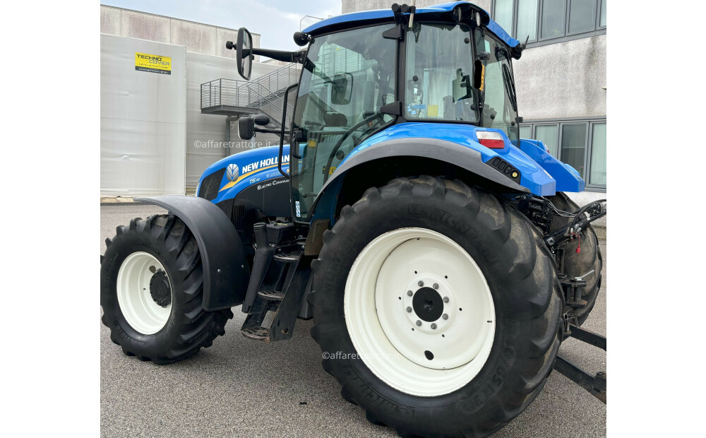 New Holland T5 Electro Command Używane - 2