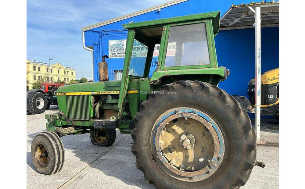 John Deere 4230 Używany - 11