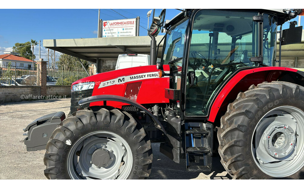 Massey Ferguson MF 5713 Nowe - 3