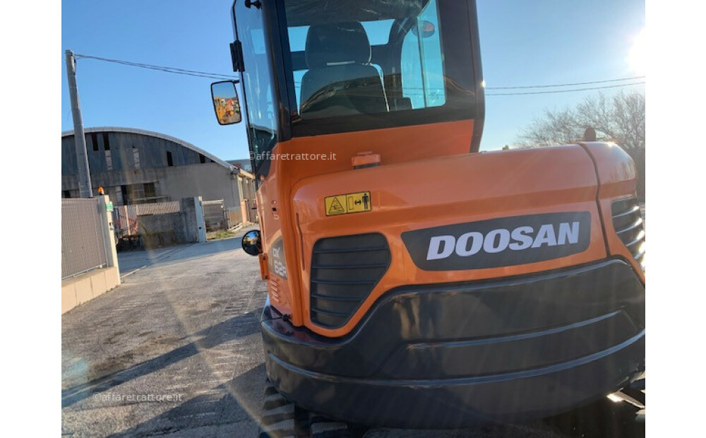 Doosan DX62-R Usato - 2