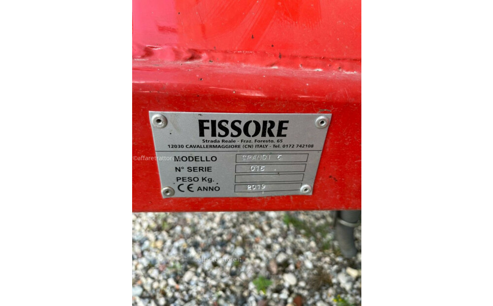 Fissore Spandiconcime interfilare 6 file Usato - 4