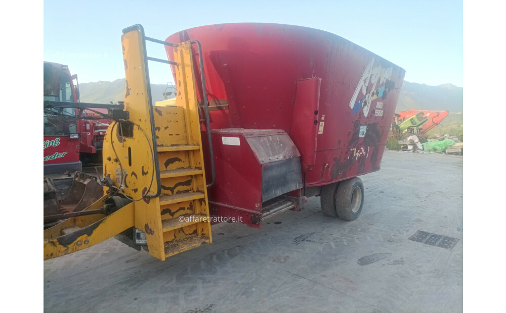 Agm Unifeed W240 Używane - 1