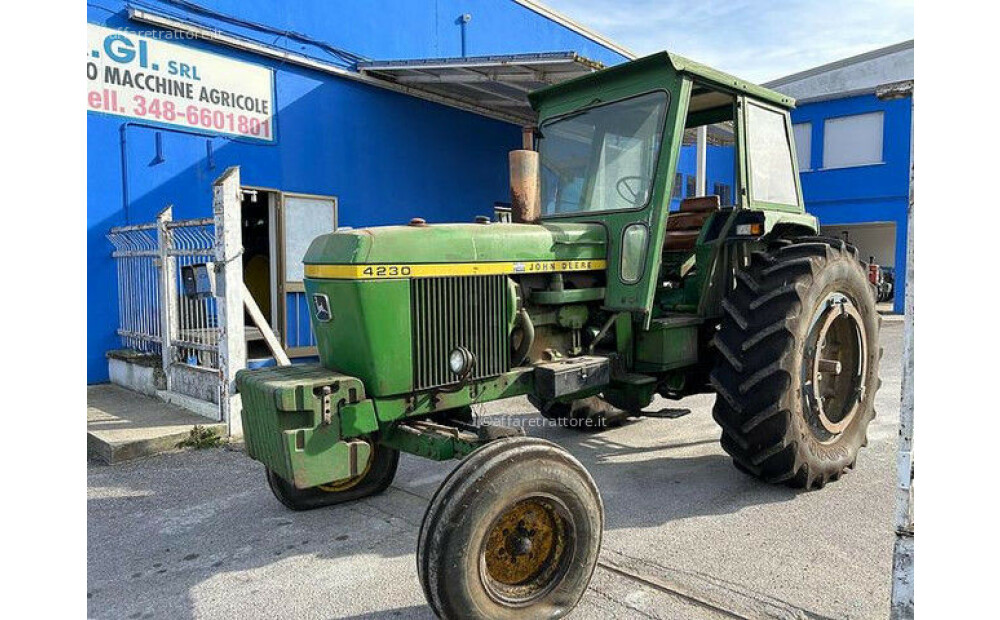 John Deere 4230 Używany - 1