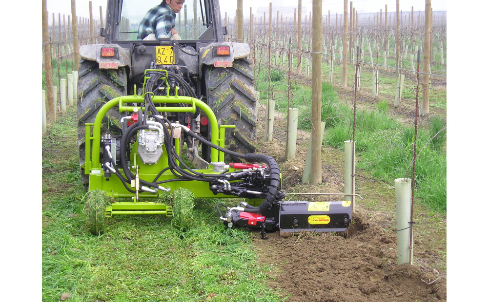 Interceppo per vigneti Unica con minifresa Calderoni Nuova - 1