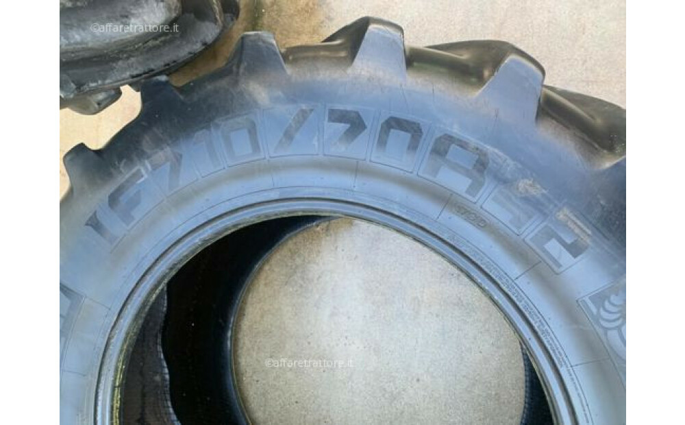 Używane Micheliny 710/70R42 - 4