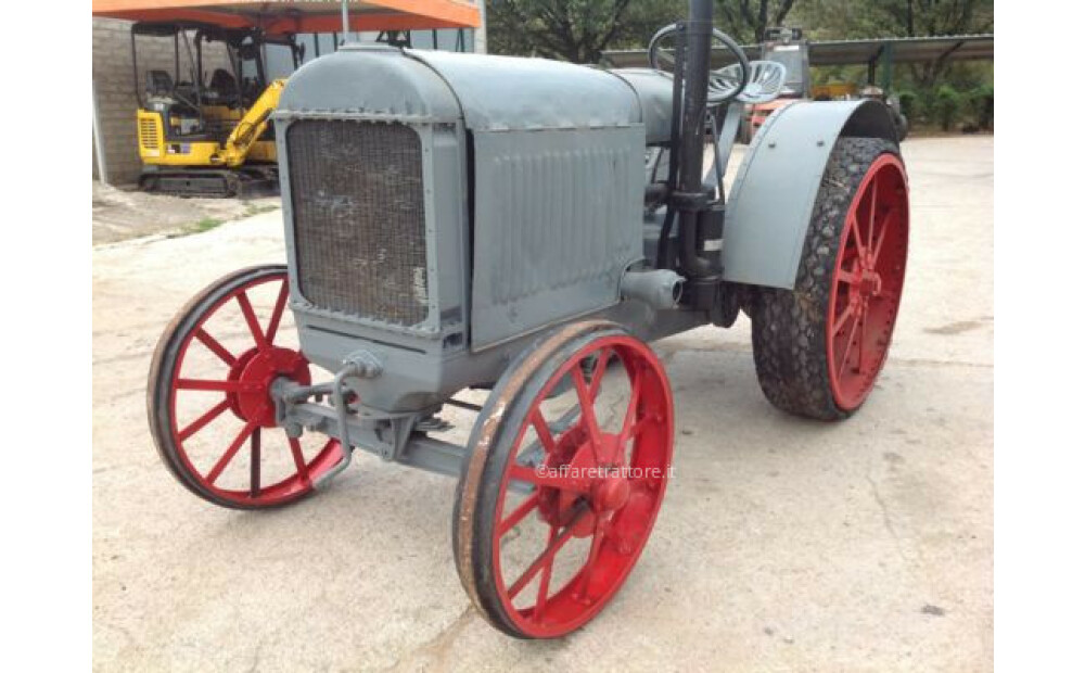 International Harvester IH Używany - 1