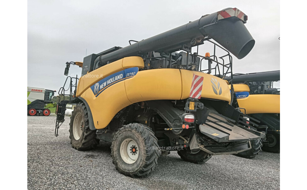 New Holland CR 7.90 Używane - 10