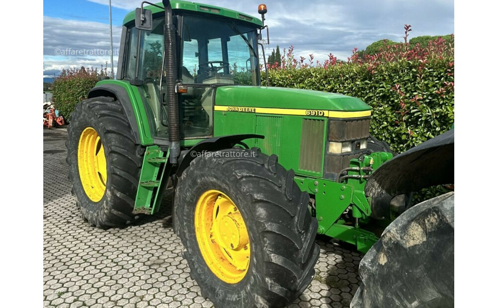 John Deere 6910 Używany - 2