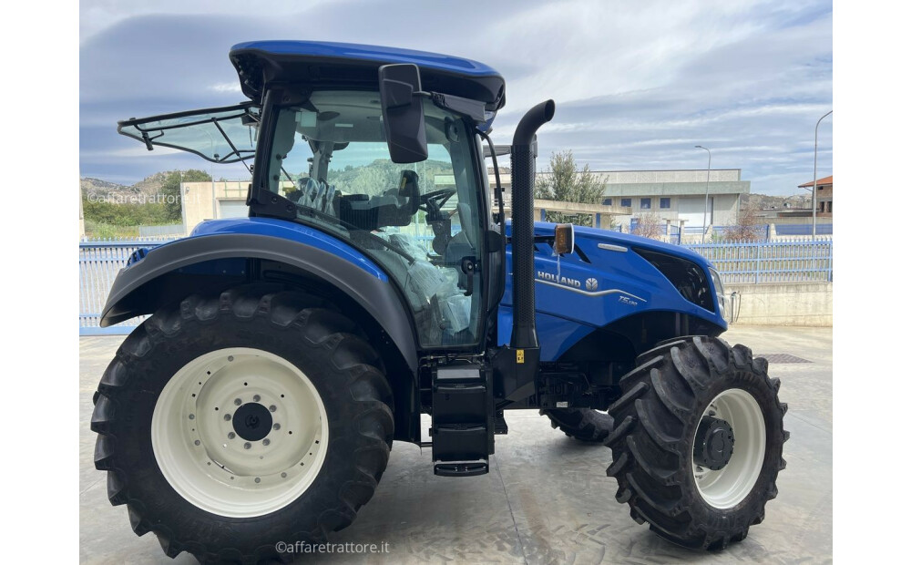 New Holland T5.130 DYNAMIC COMMAND Nowość - 4