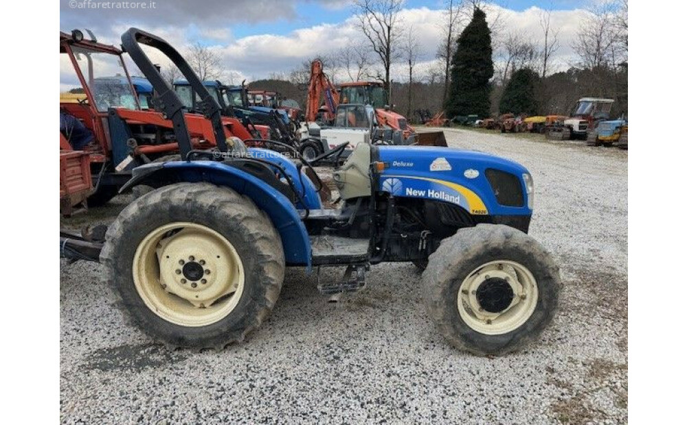 New Holland T4020 Deluxe Używany - 3