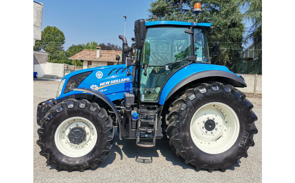 Używany New Holland T5.120 Electro Command - 12