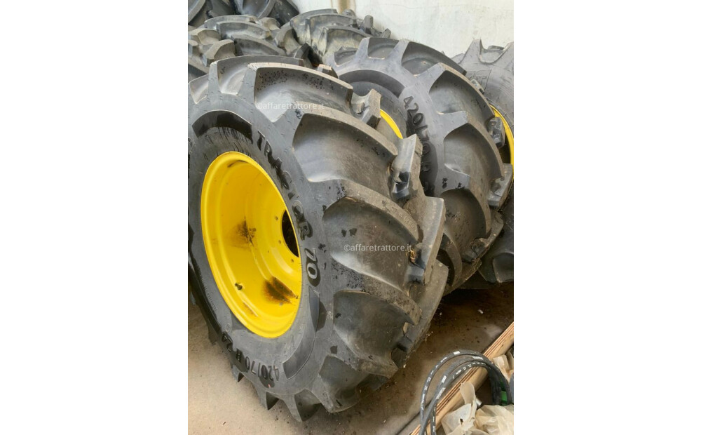 Continental 420/70R24 Używany - 2