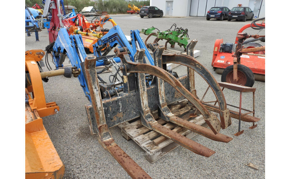 Używany ciągnik New Holland T5 105 - 11