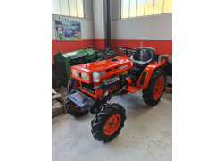 CIĄGNIK Kubota B4200 Używany