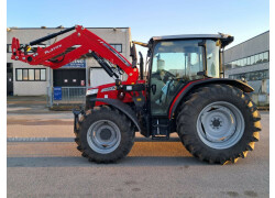 Massey Ferguson 4708M Używany